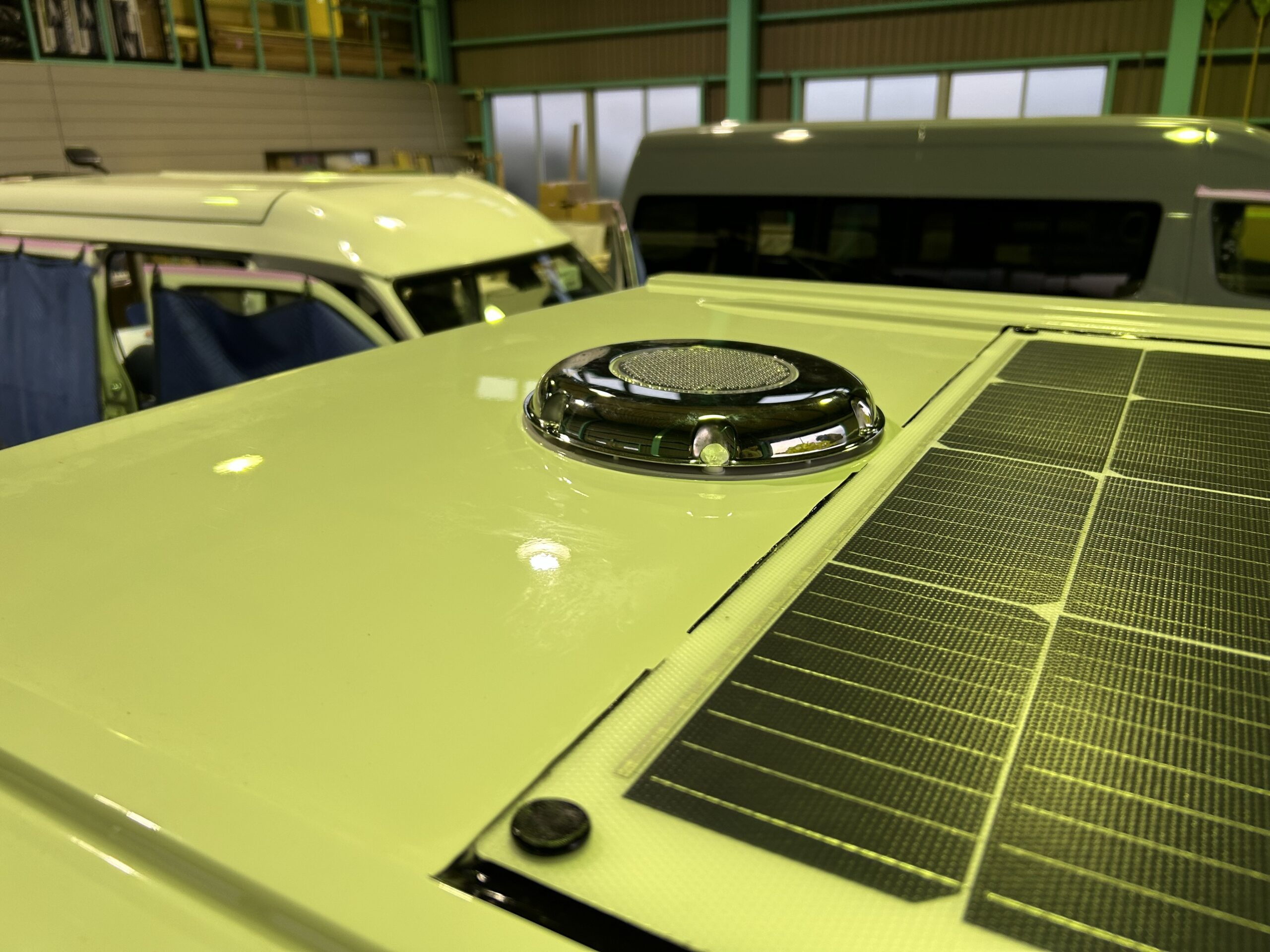 ポップアップルーフに専用換気扇がつきました★